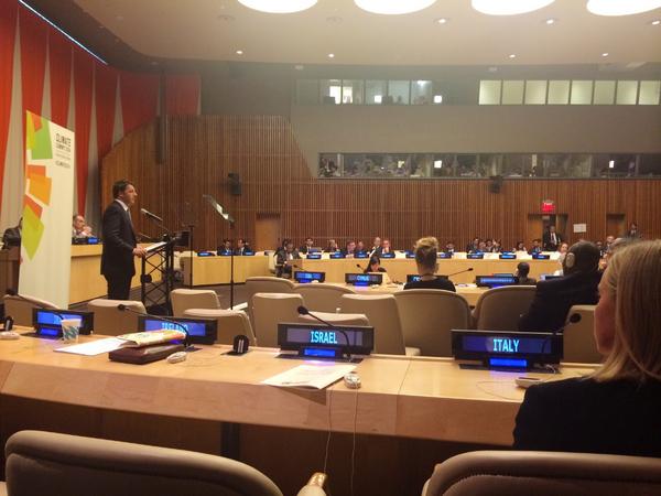 Durante il discorso all'ONU di Renzi in USA la sala si è praticamente svuotata